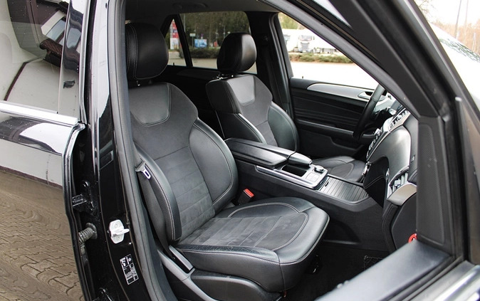 Mercedes-Benz ML cena 89900 przebieg: 207000, rok produkcji 2014 z Golub-Dobrzyń małe 232